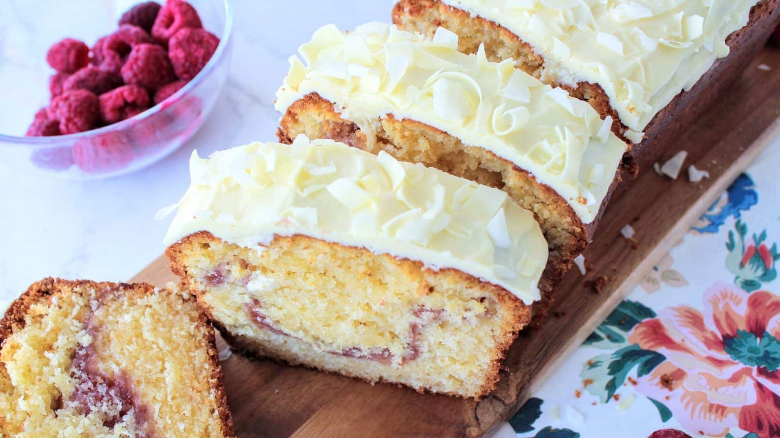 El Mejor Bizcocho de Chocolate Blanco Esponjoso Receta Americana