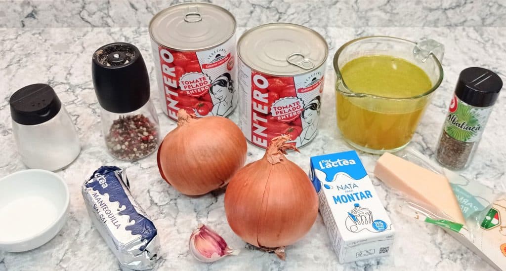 ingredientes para hacer cremosa sopa de tomate